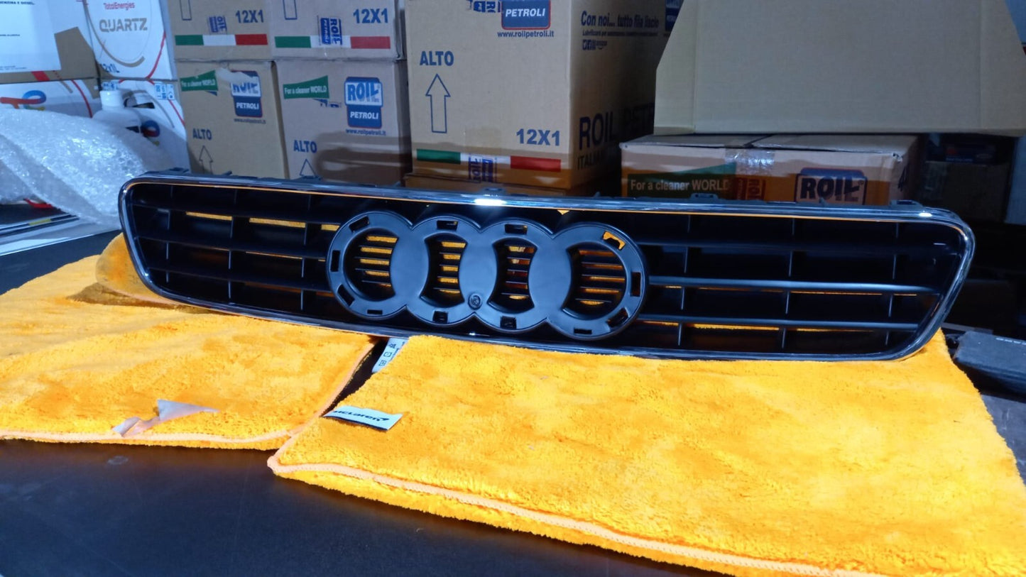 GRIGLIA ANTERIORE  AUDI A3 DAL 1996 AL 2003