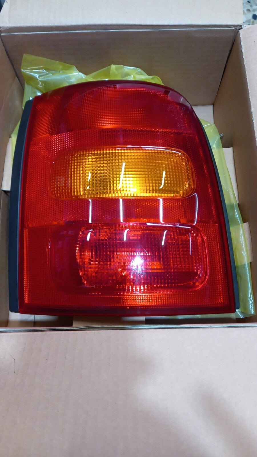 GR OTTICO FANALE POSTERIORE /SX SINISTRO NISSAN MICRA 04/98 08/00