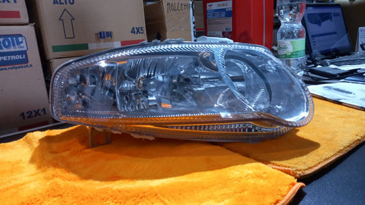 FARO FANALE PROIETTORE DX DESTRO ALFA ROMEO 147 DAL 2000 AL 2004