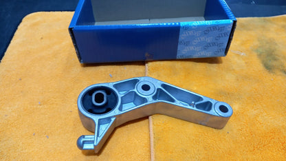 SWAG 40926328  SUPPORTO MOTORE OPEL CORSA