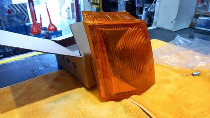 FANALE ANTERIORE FRECCIA DX DESTRA FORD TRANSIT DAL1991  AL 1999