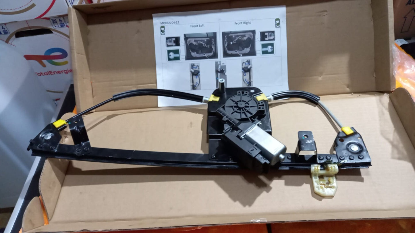 ALZAVETRO ALZACRITALLO CONFORT ANT. DX DESTRO RENAULT MODUS =8200277578, 748375