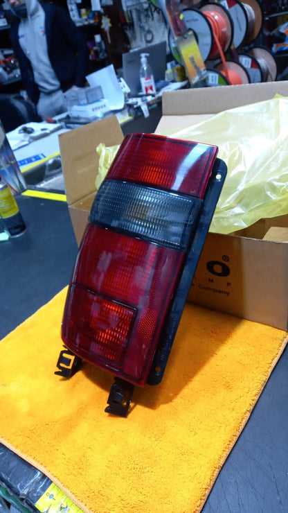 FANALE POSTERIORE SX SINISTRO SKODA FELICIA PICK UP DAL 1995 IN POI