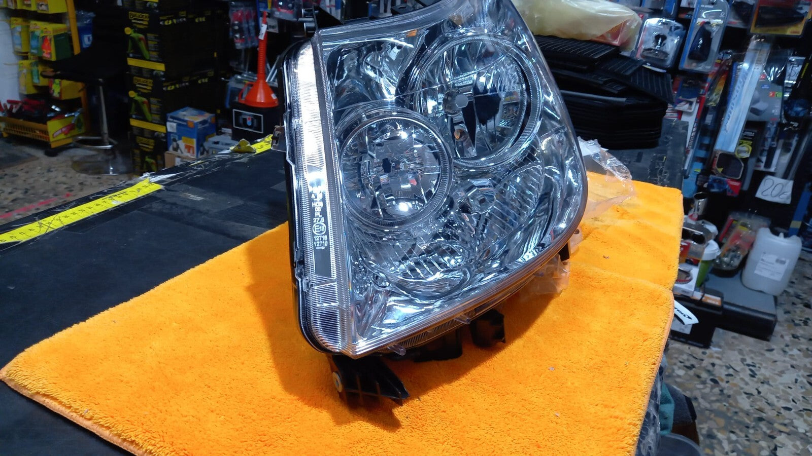 FANALE PROIETTORE SX SINISTRO FIAT DUCATO ,BOXER,JUMPER,DAL2006 AL 2010