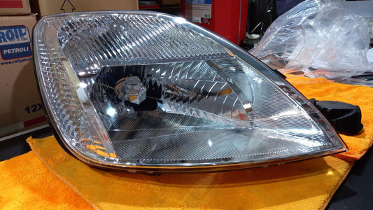 FARO PROIETTORE DX DESTRO FORD FIESTA 2002 A 2005