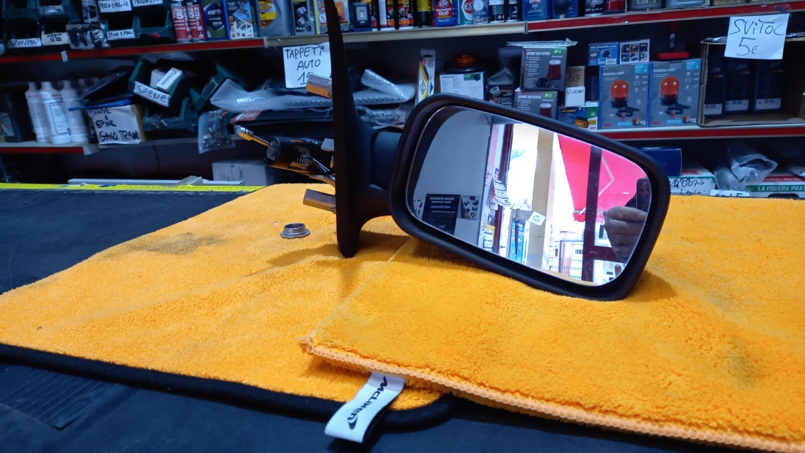 SPECCHIO RETROVISORE DX DESTRO  FIAT PUNTO DAL 1993 AL 1998