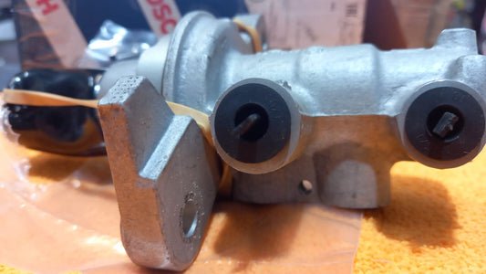 0204788353 POMPA FRENO FORD FIESTA 2013 ORIGINALE BOSCH