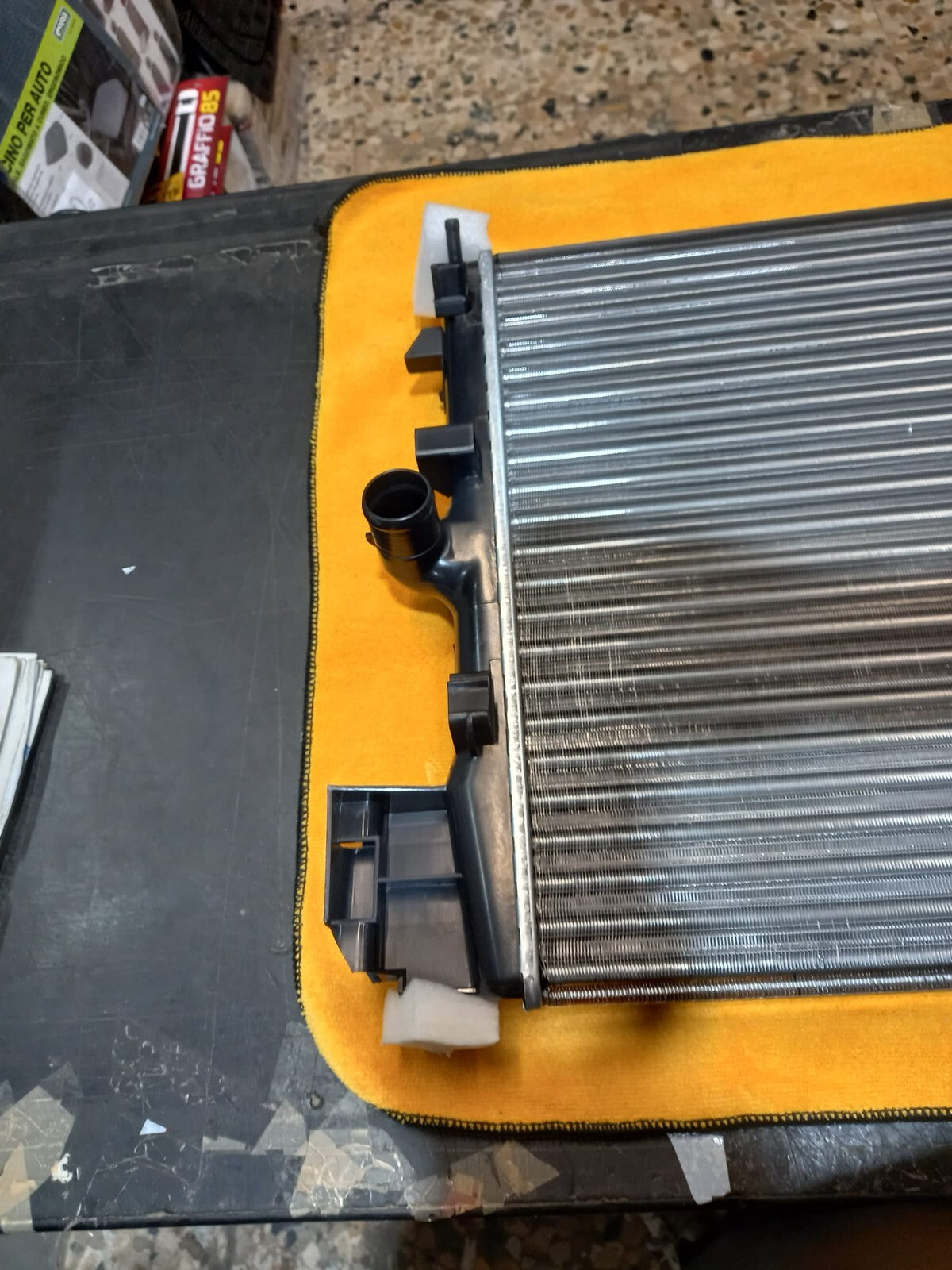 AHE 109.382A =51775637 RADIATORE NUOVA CROMA 1.9 MULTIJET DAL 2007 IN POI