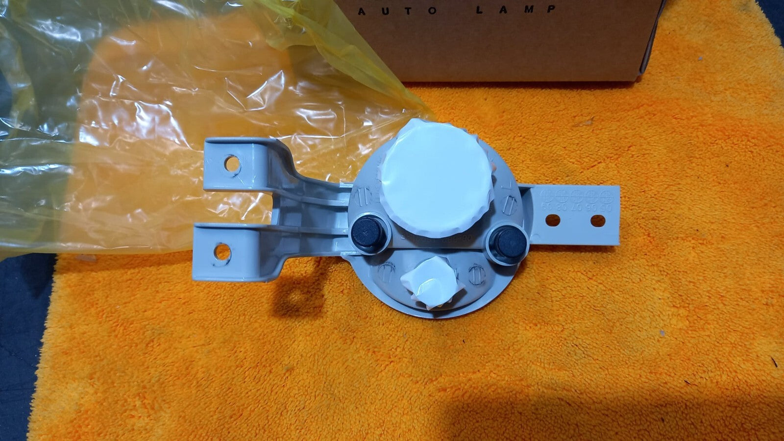 FANALE FRECCIA ANTERIORE DX DESTRA MINI ONE = COOPER  DAL 2001 IN POI