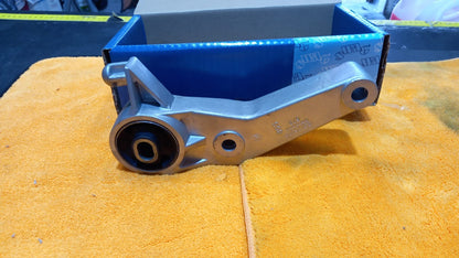 SWAG 40926328  SUPPORTO MOTORE OPEL CORSA