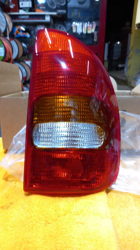 FANALE POSTERIORE DX  DESTRO OPEL CORSA   5PORTE -SW  DAL 1993 AL 2000