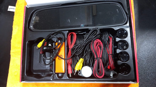KIT SENSORI DI PARCHEGGIO +TELECAMERA + MONITOR SOPRASPECCHIO  12V