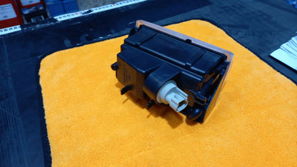FANALE FRECCIA ANTERIORE DX DESTRA IVECO  EUROSTAR -EUROTECH FINO AL 2002