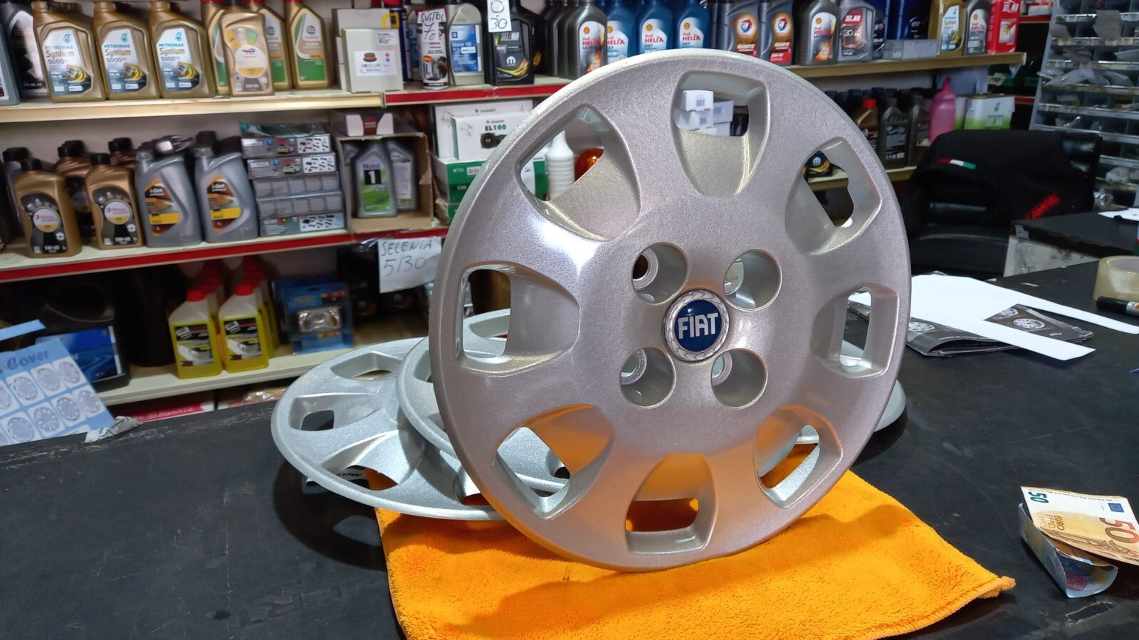 KIT 4 COPPE COPRICERCHI PER FIAT PUNTO DAL 1999 IN POI CON CERCHIO 13''