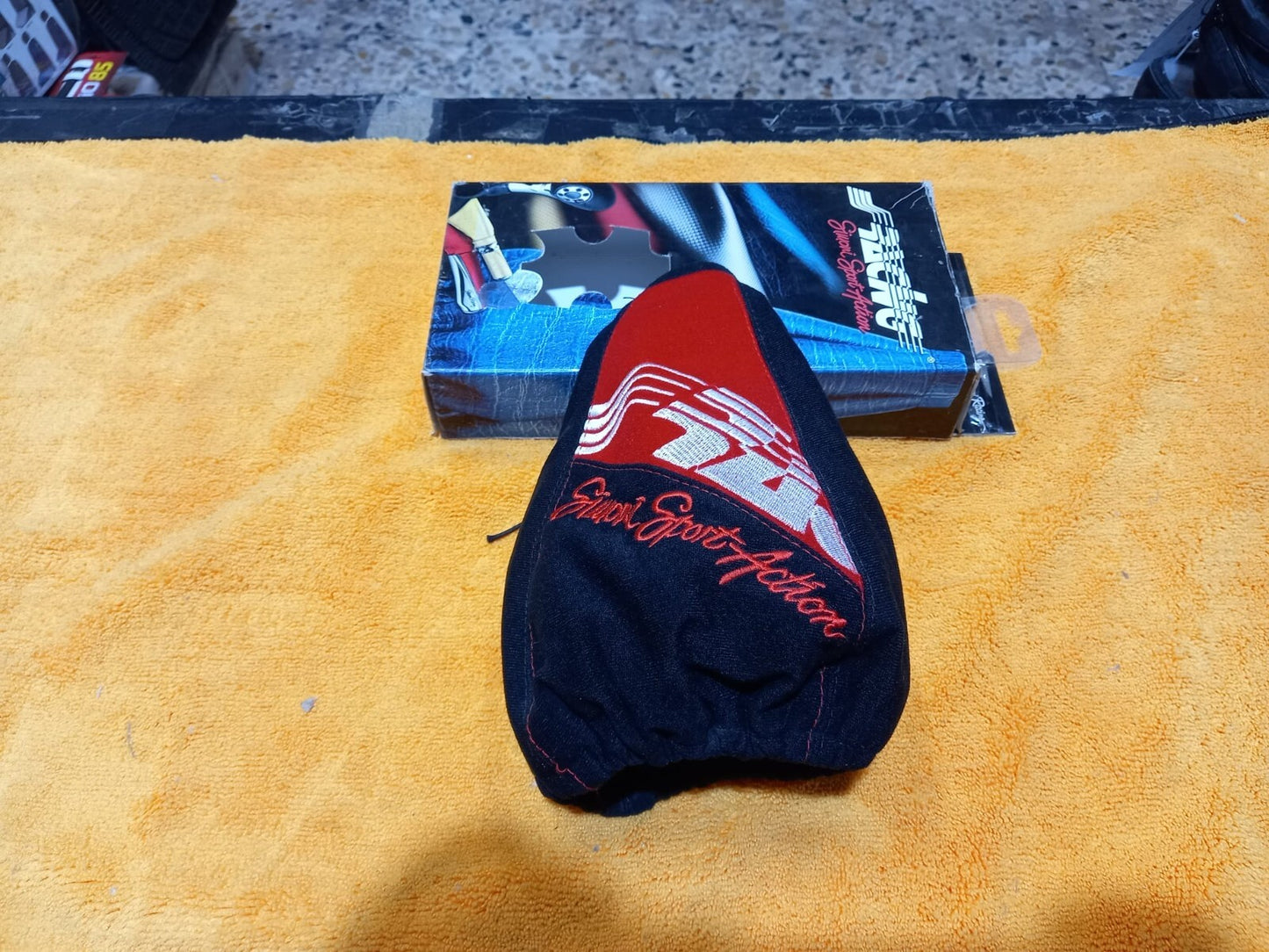 CUFFIA CAMBIO SIMONI RACING MICROFIBRA NERO/ ROSSO