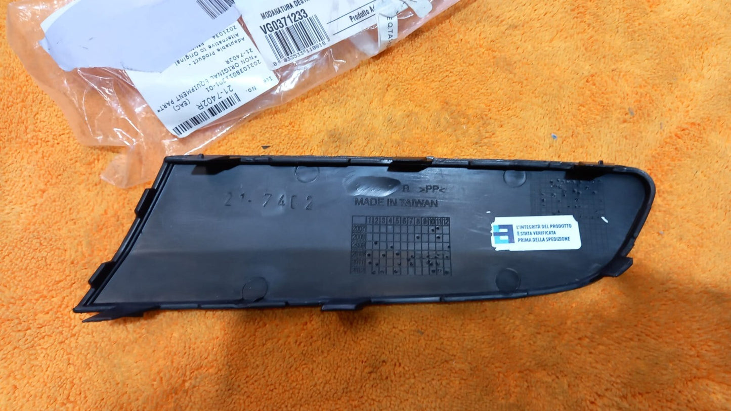 VG0371233 MODANATURA DX DESTRA PARAUTI CON LAVAFARI GOLF GTI -2004 -2009
