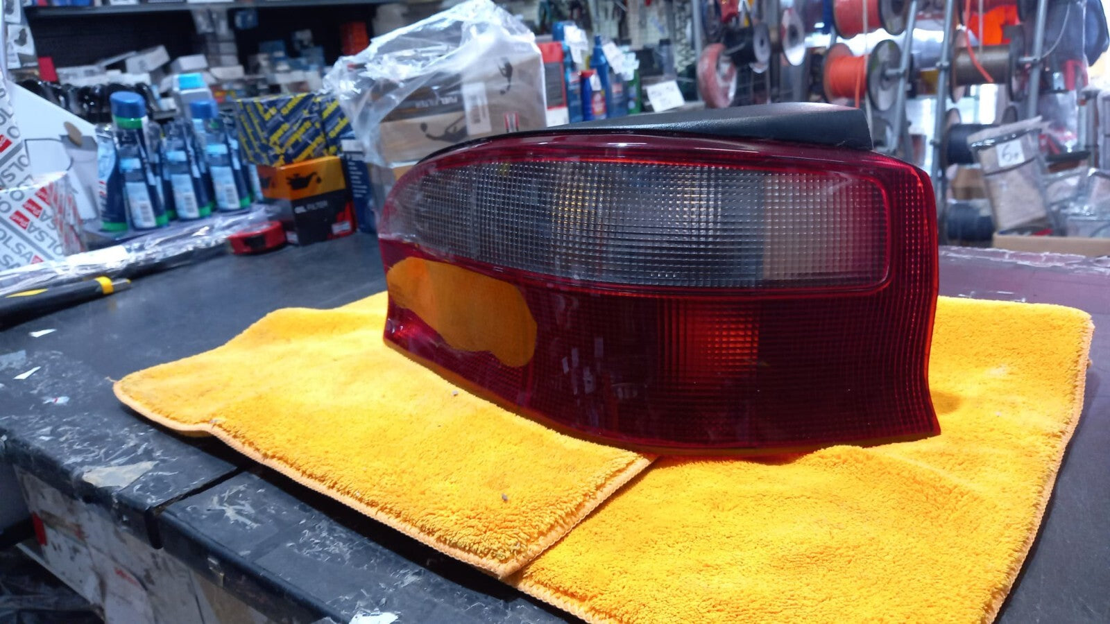 FANALE POSTERIORE DX DESTRO CITROEN SAXO DAL 1996 AL 1999
