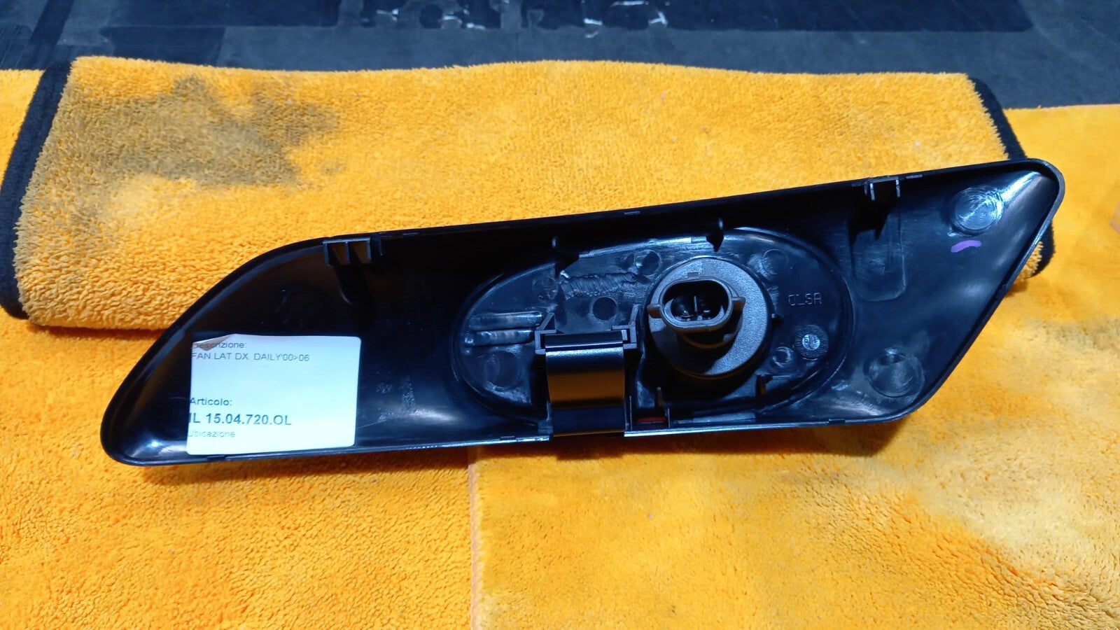 FANALE FRECCIA LATERALE DX DESTRA IVECO DAILY DAL 2000 AL 2006