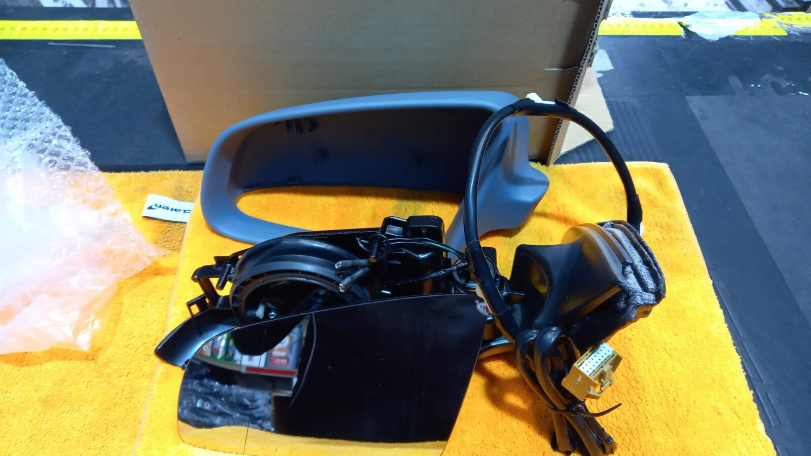 SPECCHIO RETROVISORE SX SINISTRO AUDI A4 DAL 2000 AL 2004