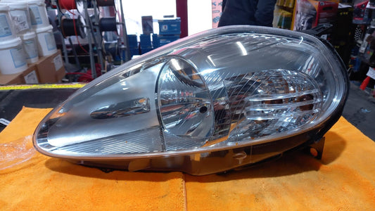 FARO PROIETTORE SX SINISTRO FIAT GRANDE PUNTO DAL 2008 IN POI PRESA VIOLA