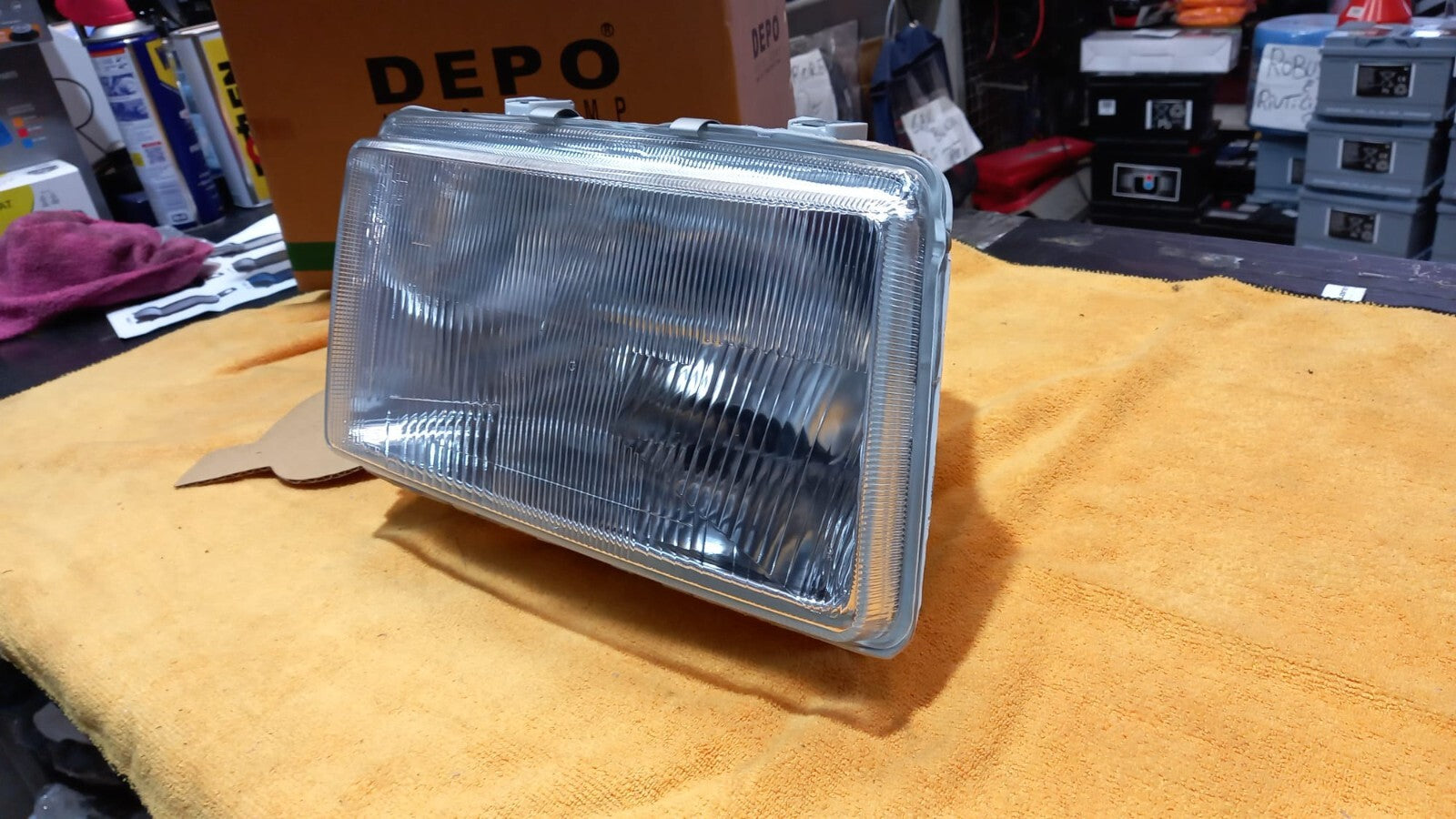 FARO FANALE PROIETTORE DX DESTRO RENAULT 21 DAL  1986 IN POI