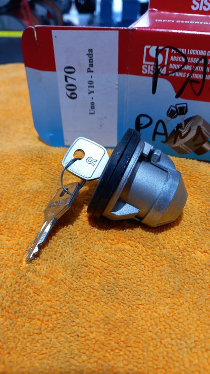 TAPPO SERBATOIO PER PANDA,DAL 86 FINO AL 2003 , PER FIAT UNO ,E Y10,TUTTE